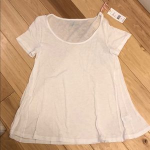 Vineyard Vines cotton modal swing tee!